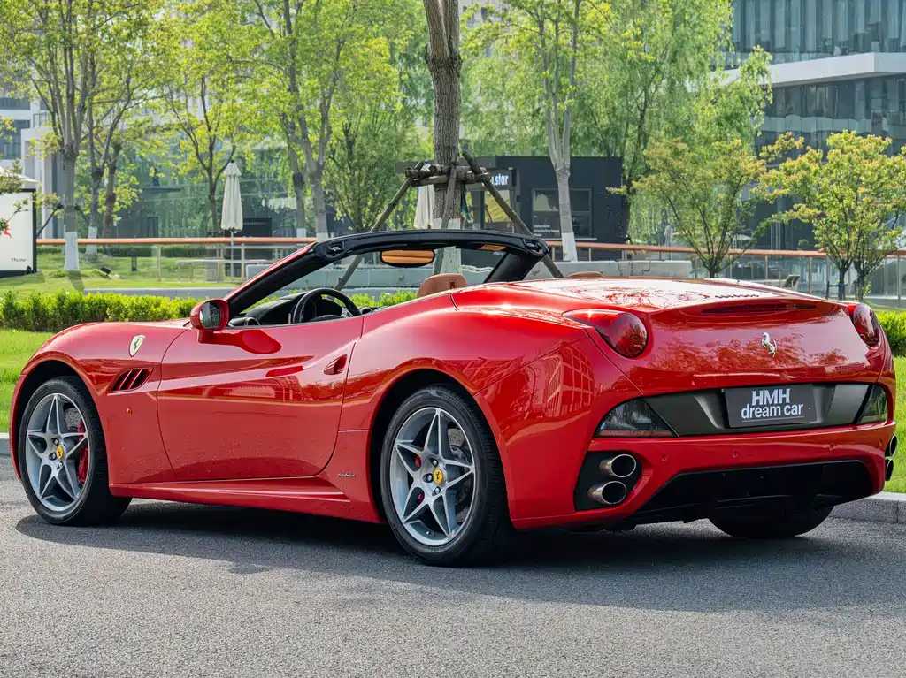 Ferrari California T 2012 4.3L