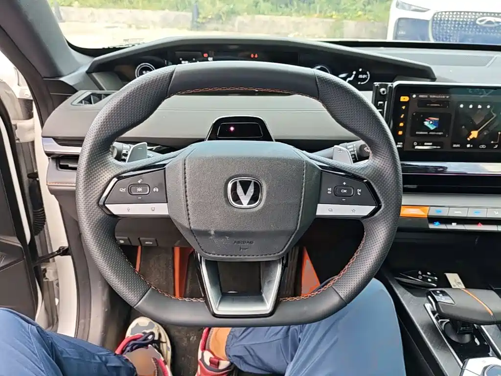 Changan UNI-V — миниатюра 11
