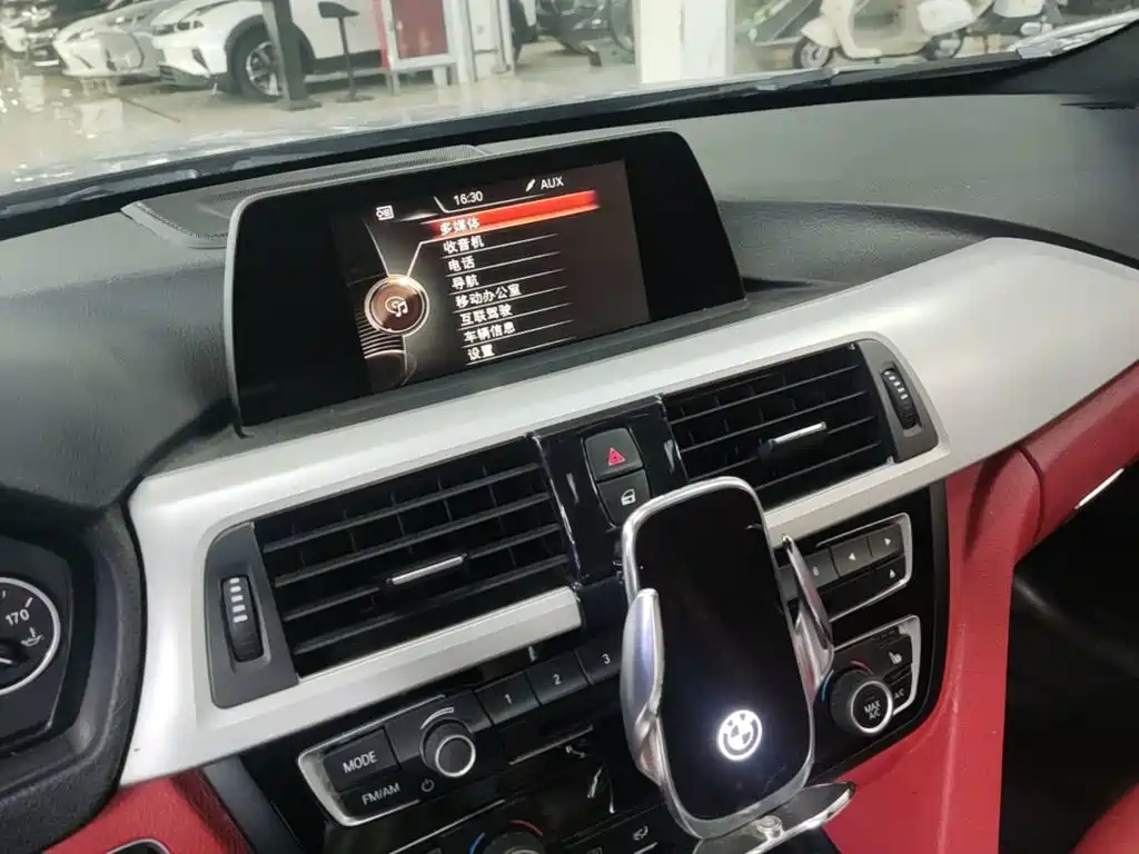 BMW 4 Series — миниатюра 13