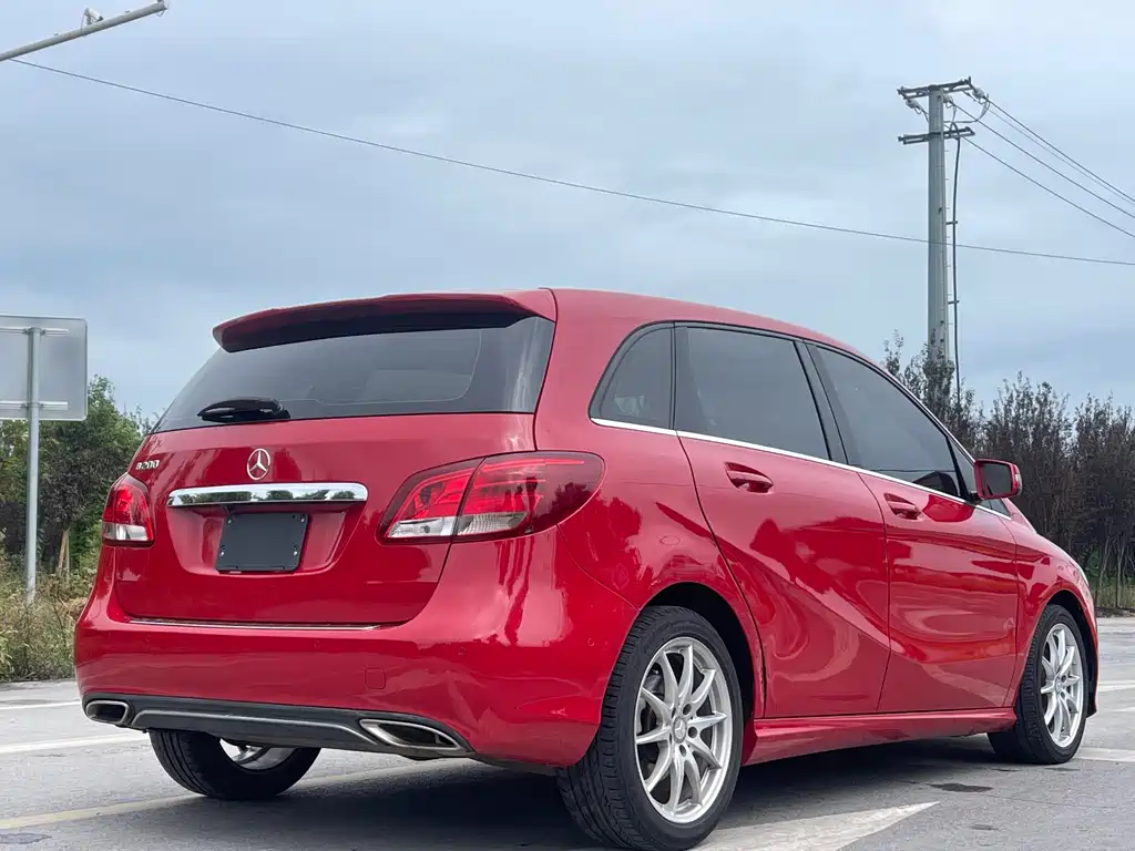 Mercedes-Benz B-Class — миниатюра 7