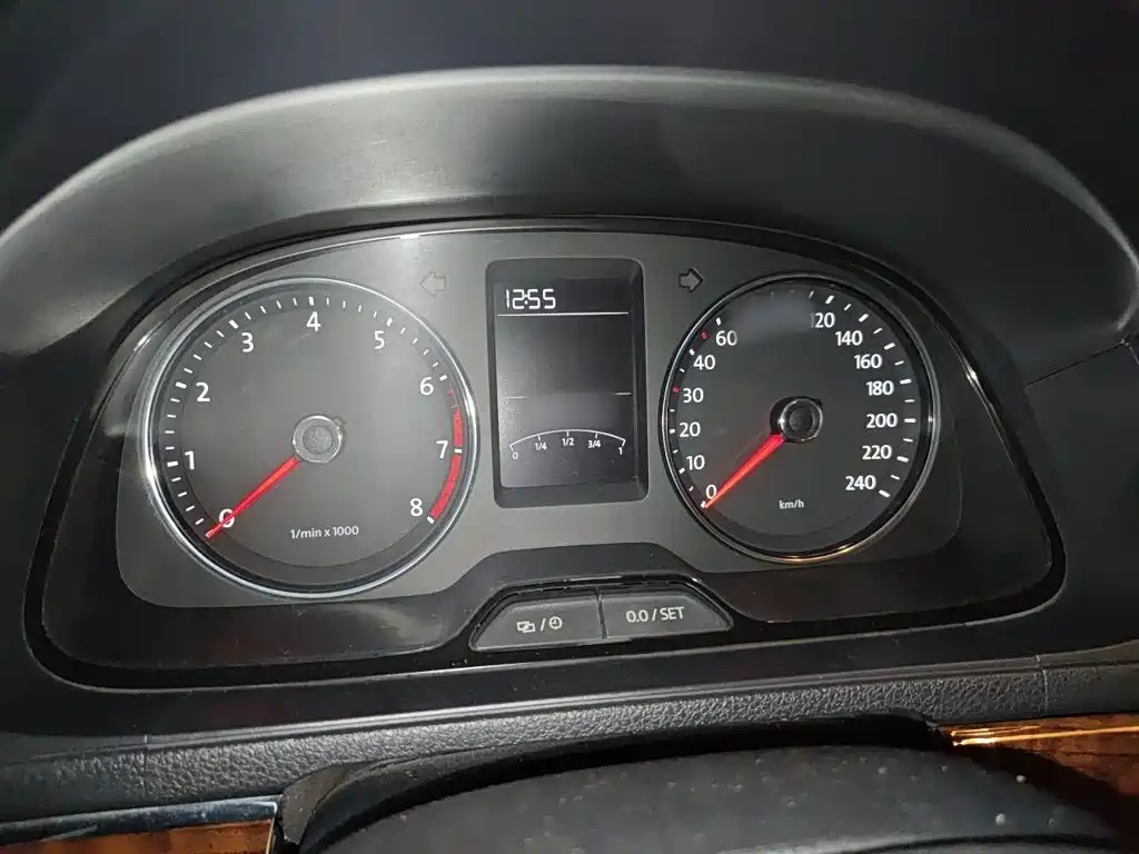 Volkswagen Lavida — миниатюра 4