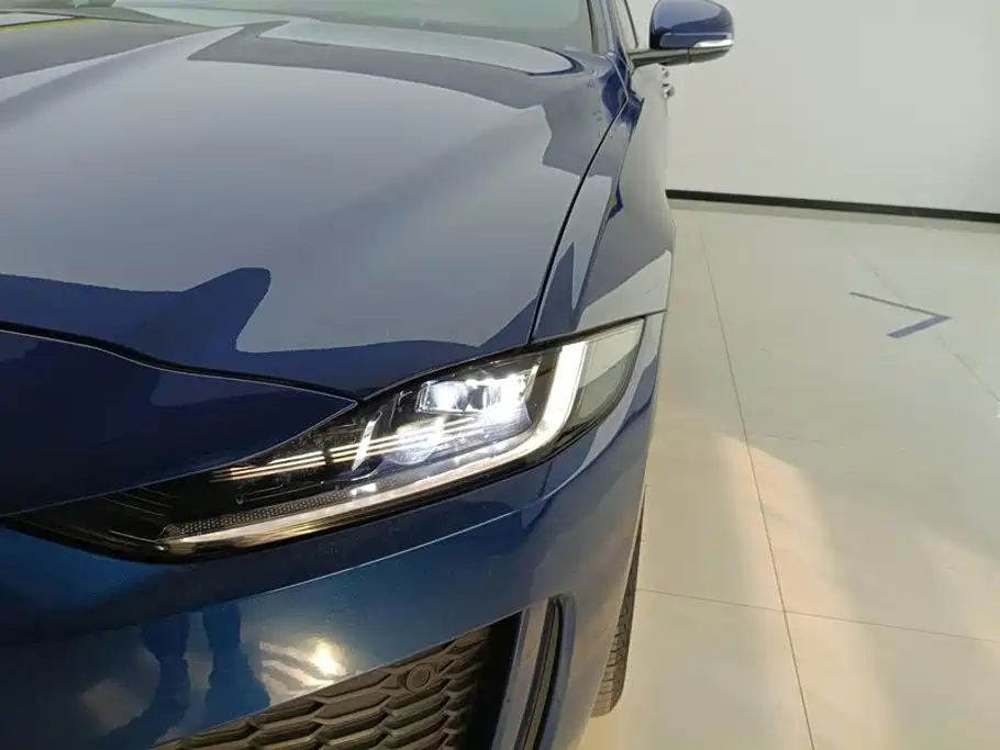 Jaguar XEL 2021 2.0T 250PS R-DYNAMIC S Sport