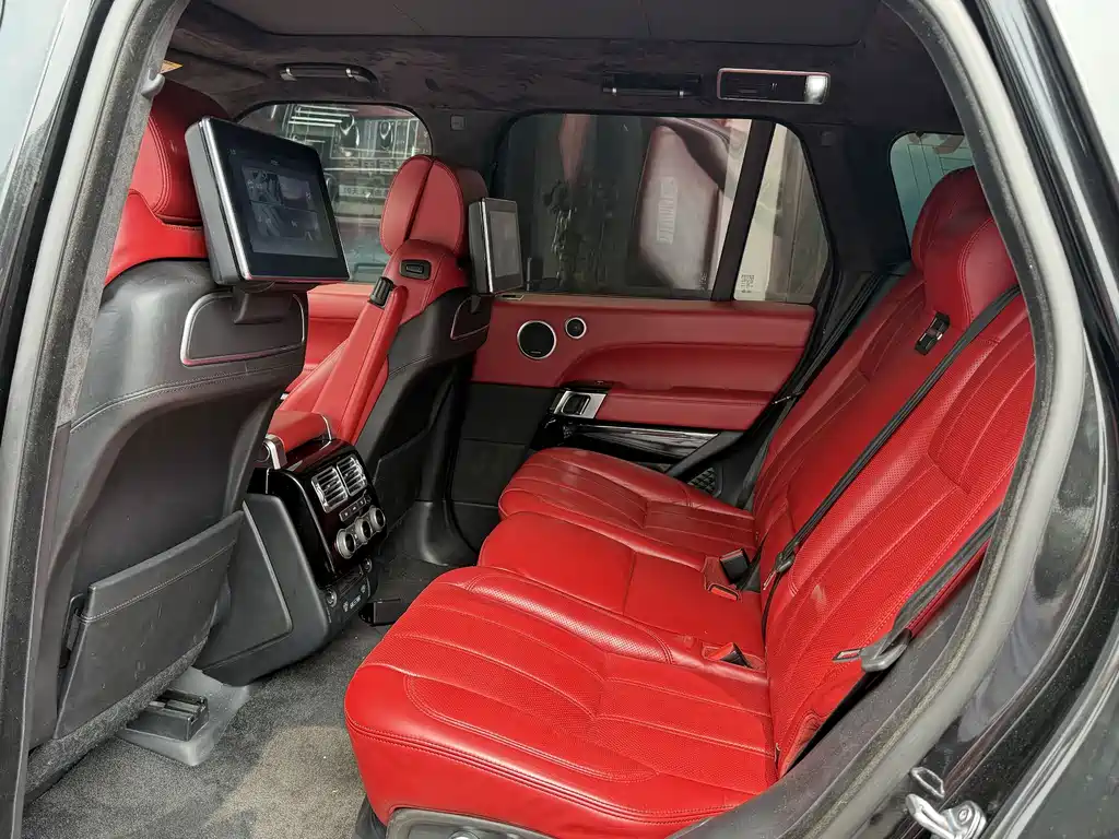 Land Rover Range Rover — миниатюра 7
