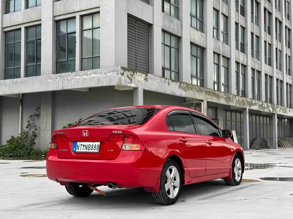 Honda Civic — миниатюра 9