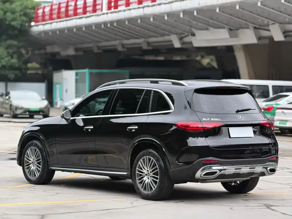 Mercedes-Benz GLC 2025 GLC 300 L 4MATIC 5 мест