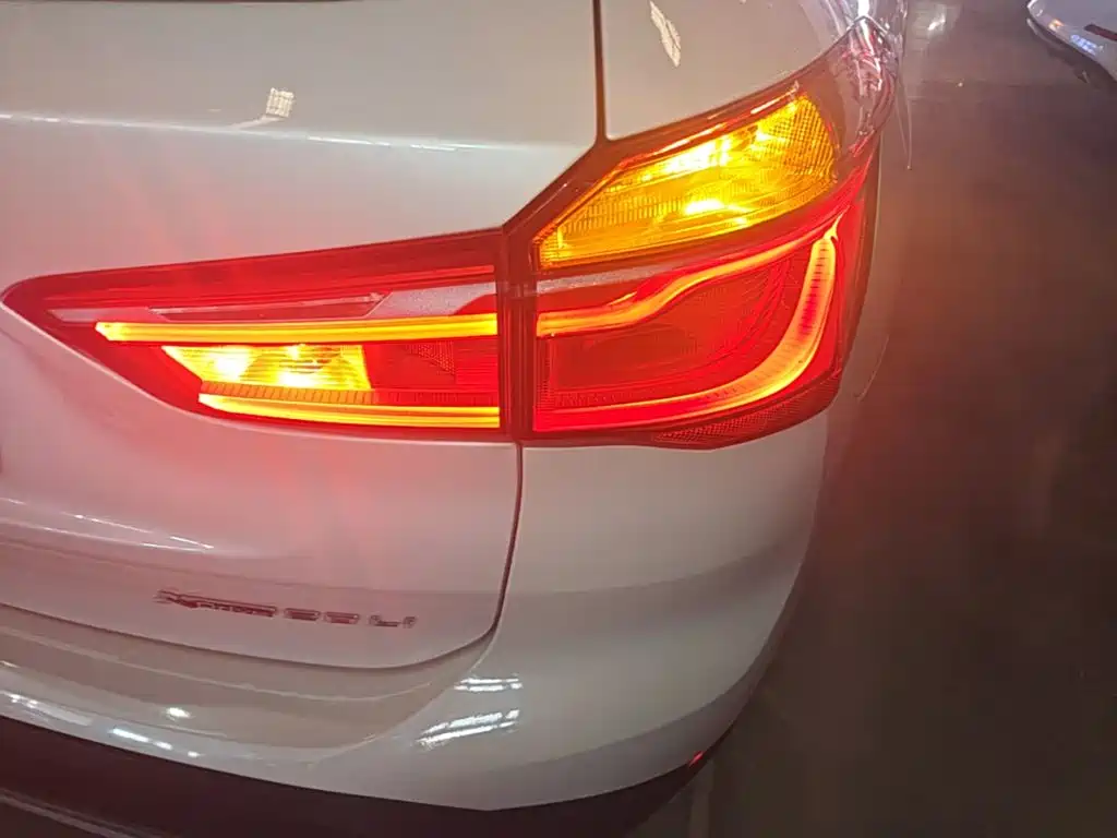 BMW X1 — миниатюра 8