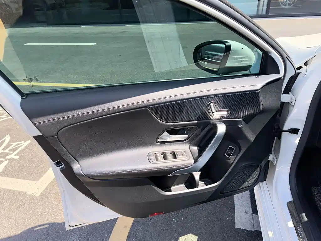 Mercedes-Benz A-Class A 2021 A 200 L Sport Fashion