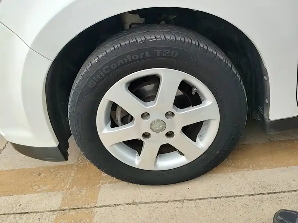 Venucia R50 — миниатюра 23