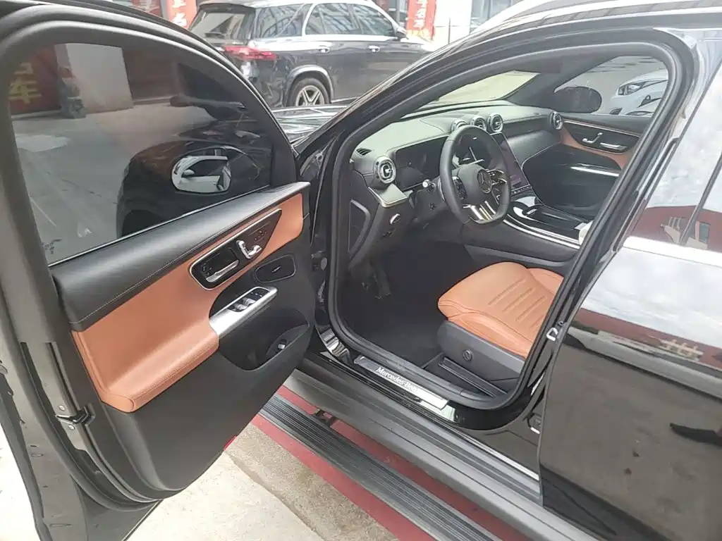 Mercedes-Benz GLC — миниатюра 16