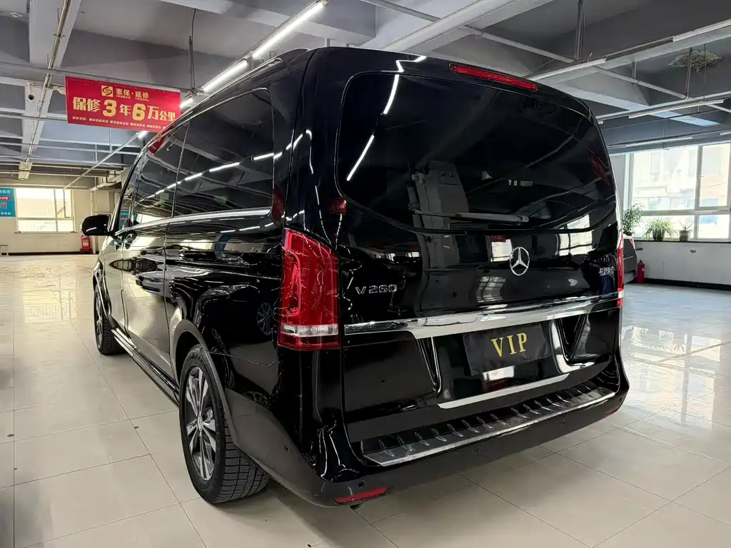 Mercedes-Benz V-Class — миниатюра 9