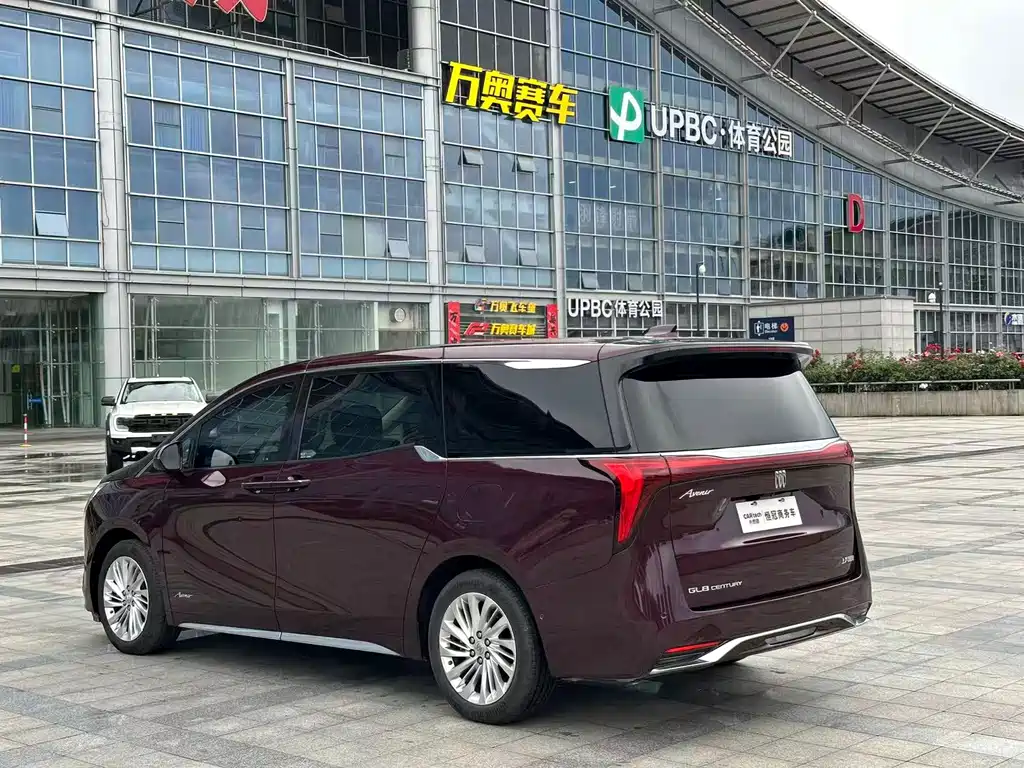 Buick Century 2023 2.0T мест