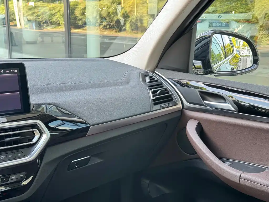 BMW X3 — миниатюра 13