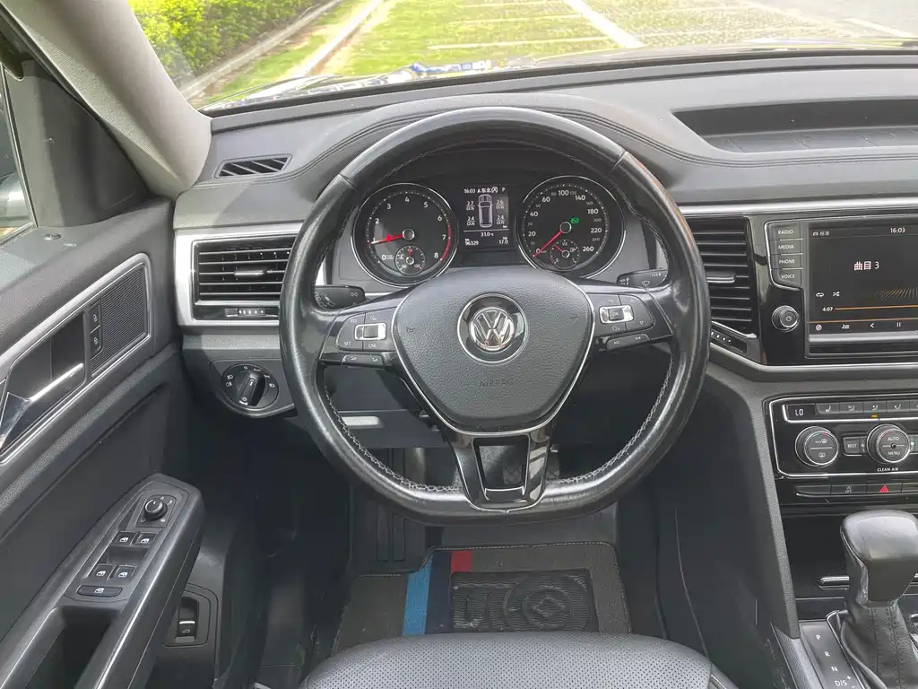Volkswagen Teramont — миниатюра 15