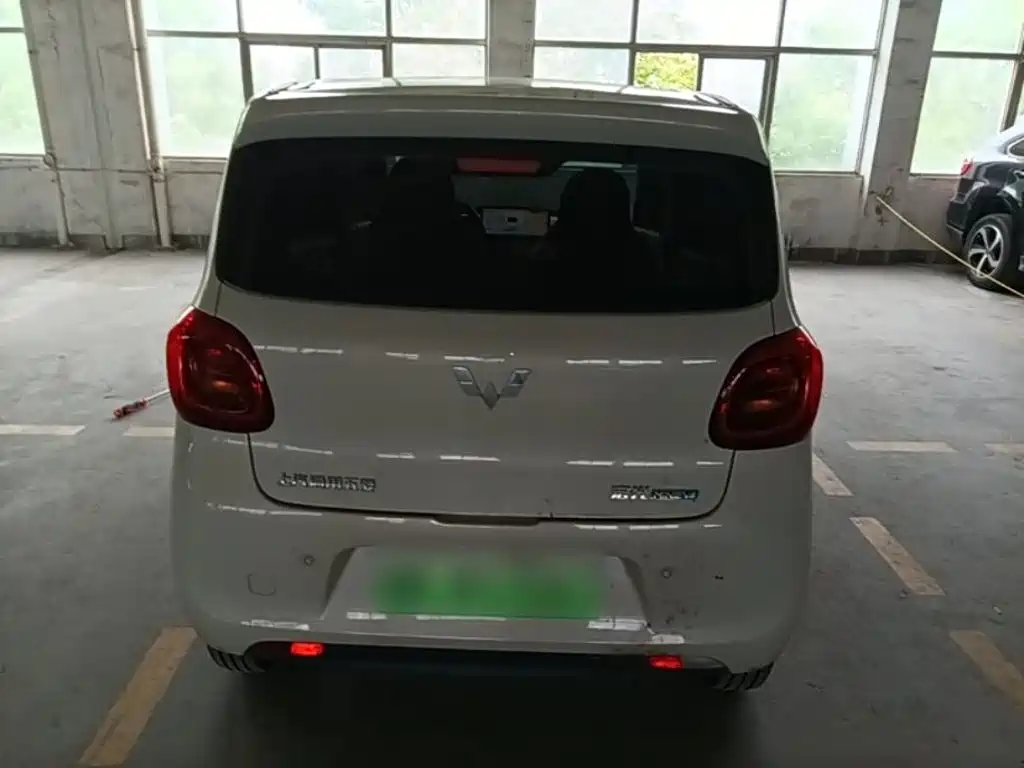 Wuling MINIEV — миниатюра 6