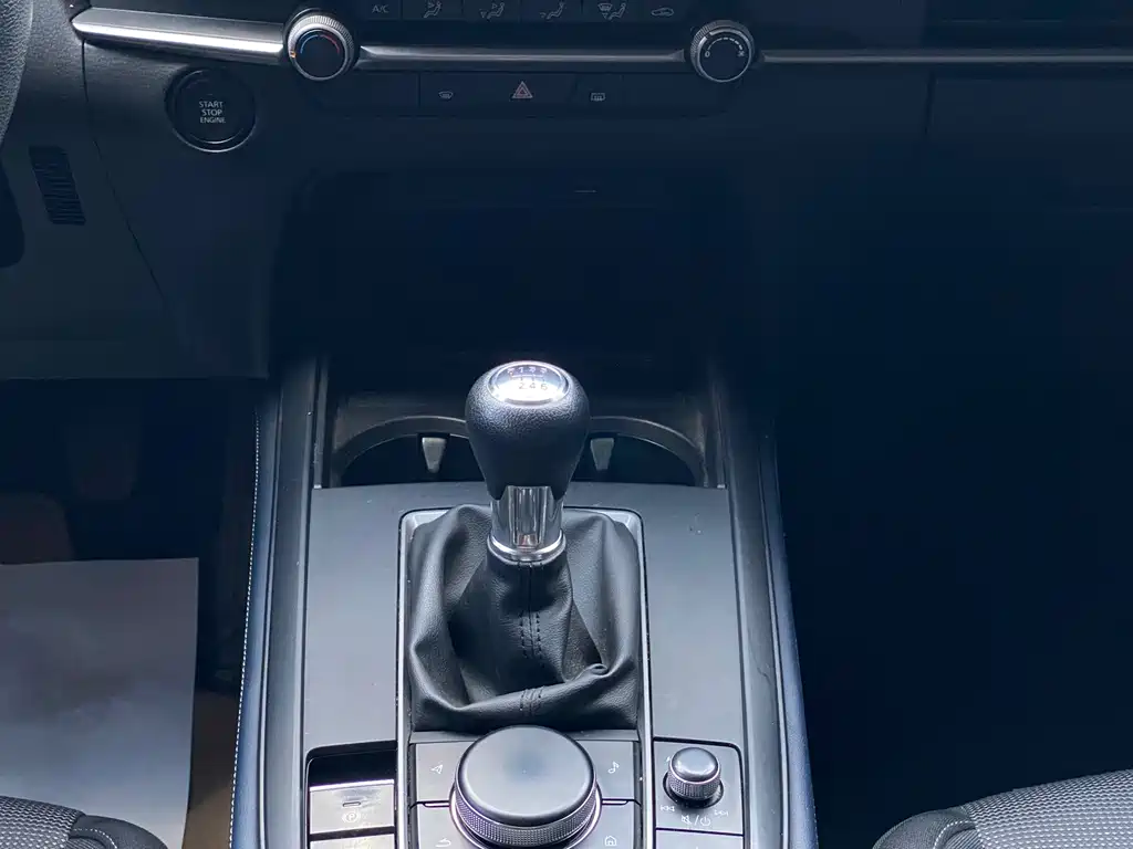 Mazda CX-30 — миниатюра 14