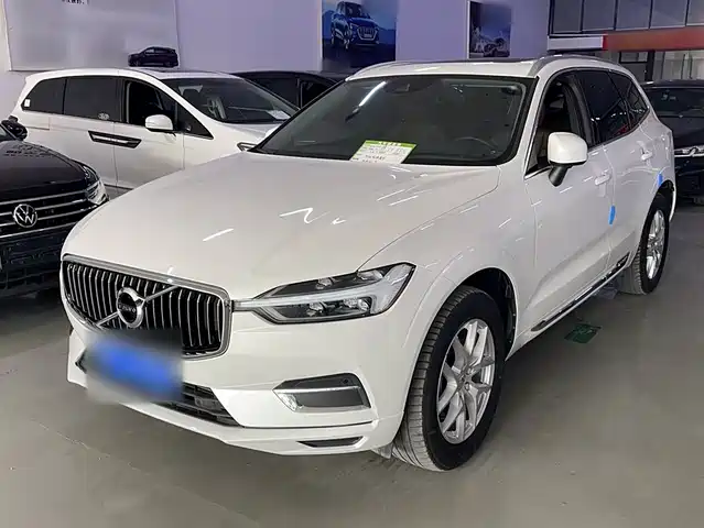 VOLVO  XC60 2019