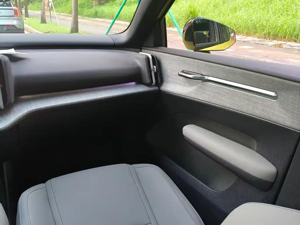 Volvo EX30 — миниатюра 12