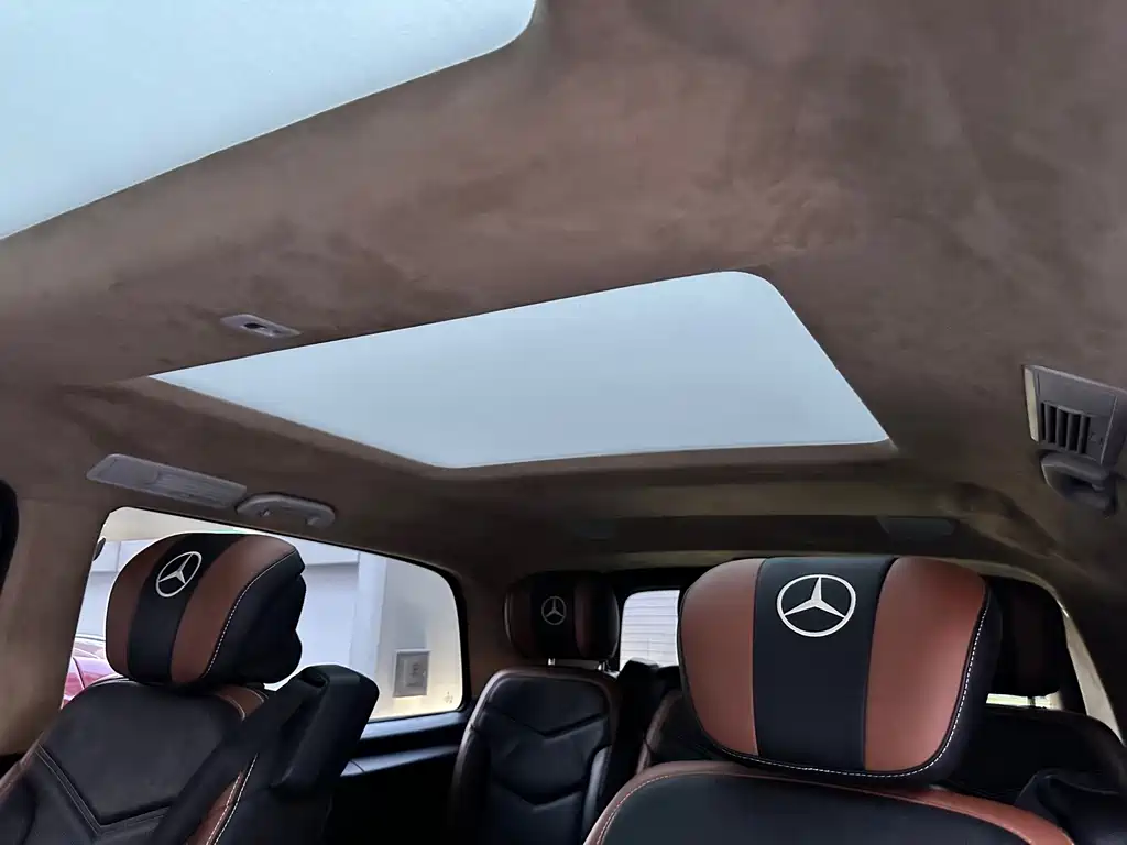 Mercedes-Benz V-Class — миниатюра 21