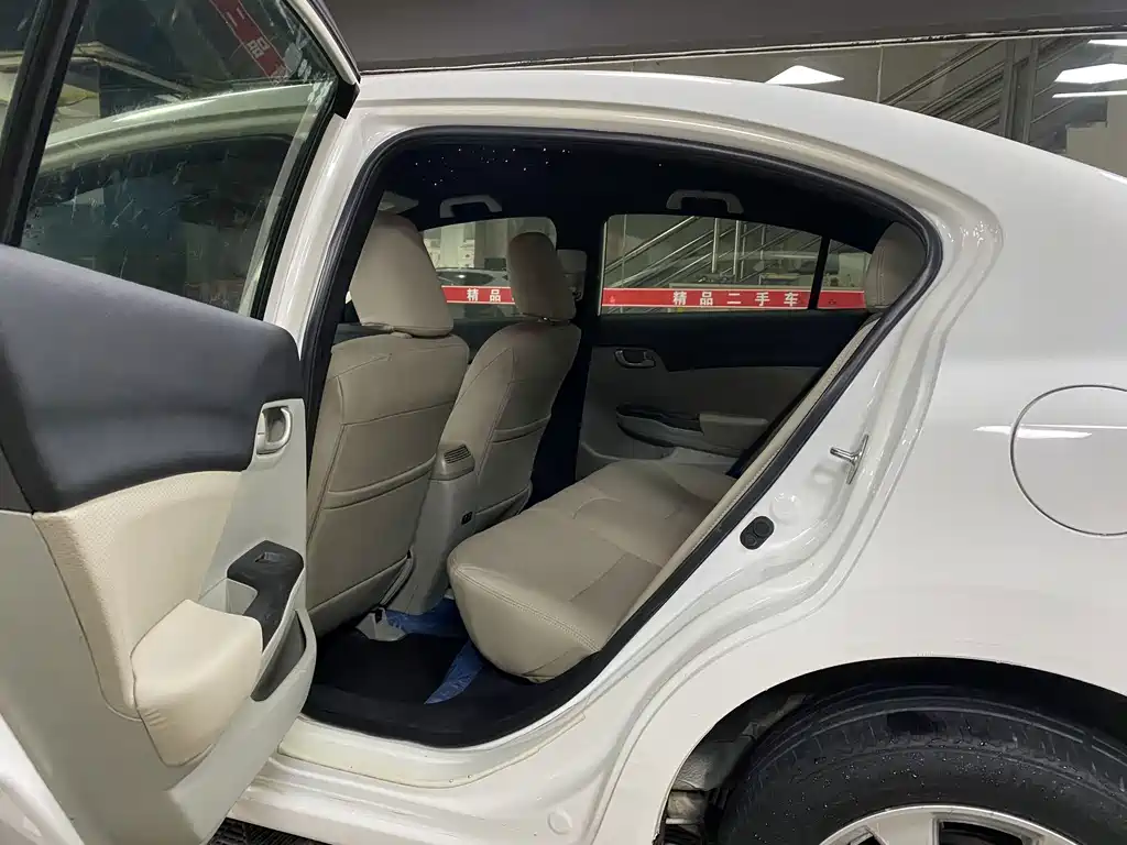 Honda Civic — миниатюра 6