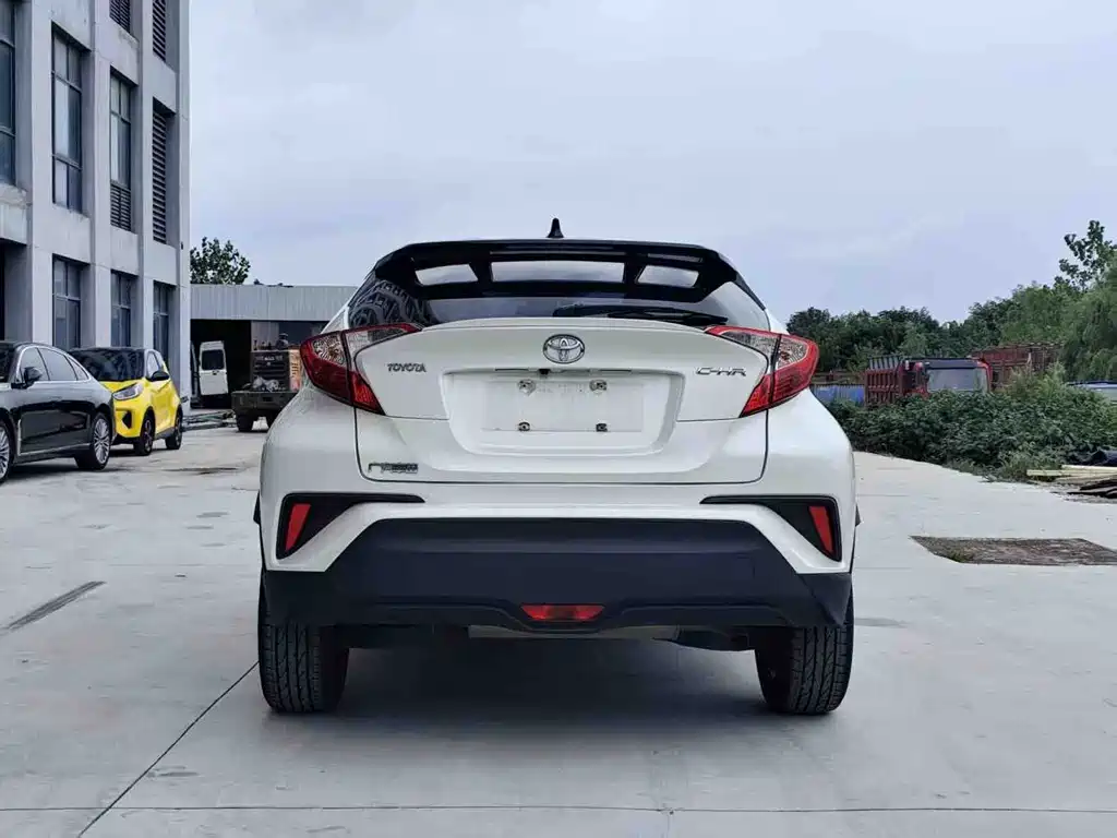 Toyota C-HR — миниатюра 8
