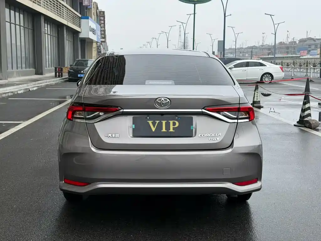 Toyota Corolla — миниатюра 5