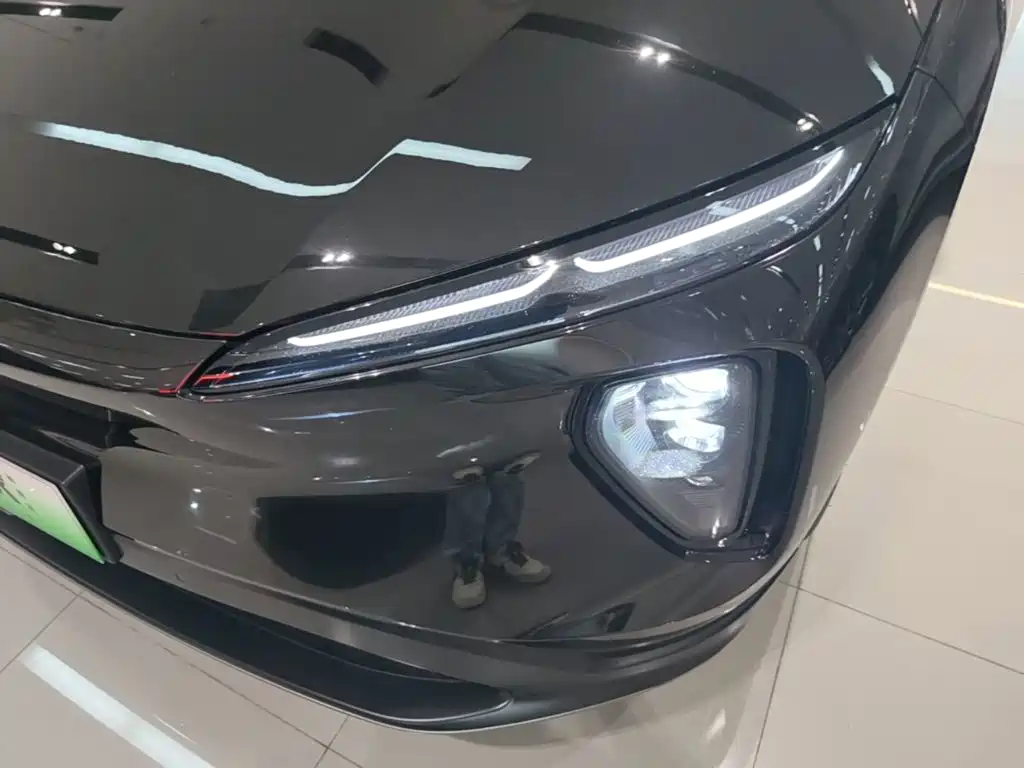 NIO ES6 — миниатюра 24