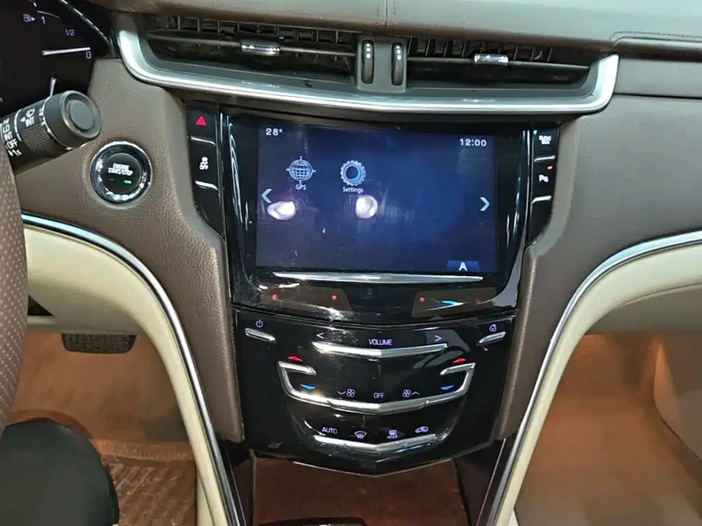 Cadillac XTS — миниатюра 13