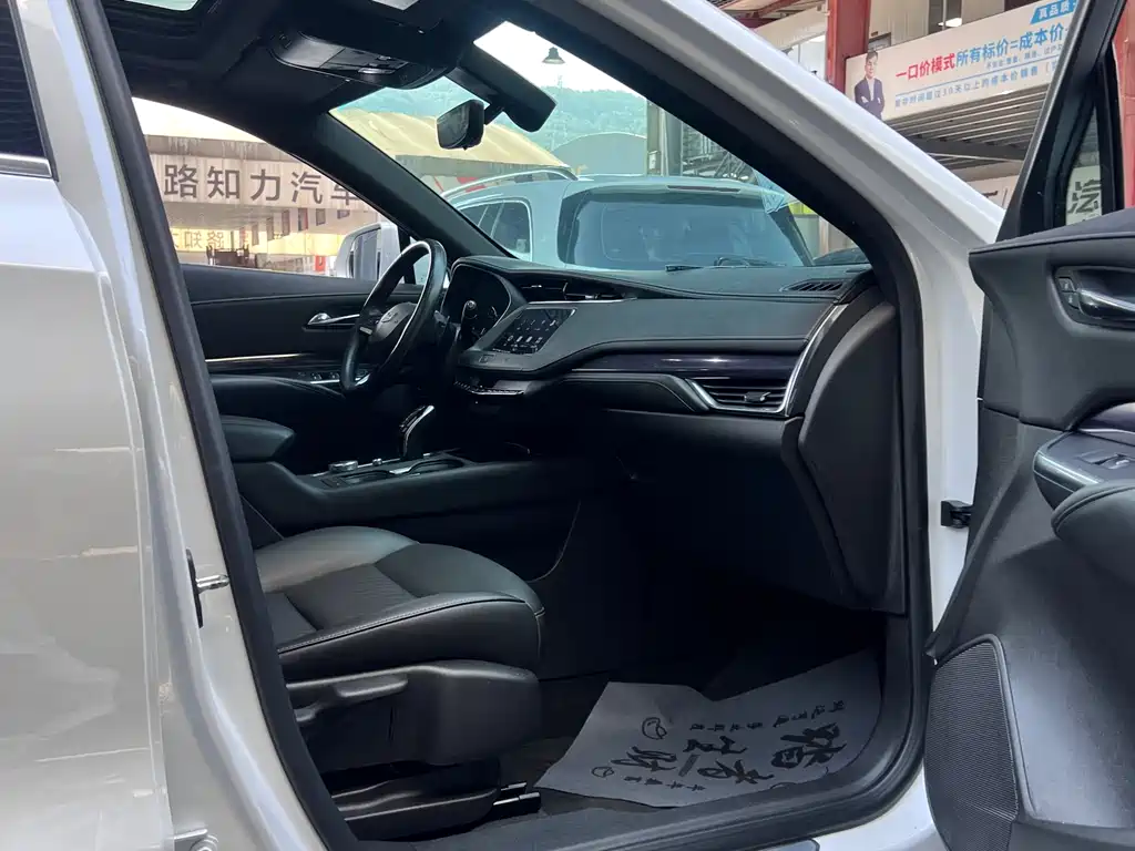 Cadillac XT4 — миниатюра 23
