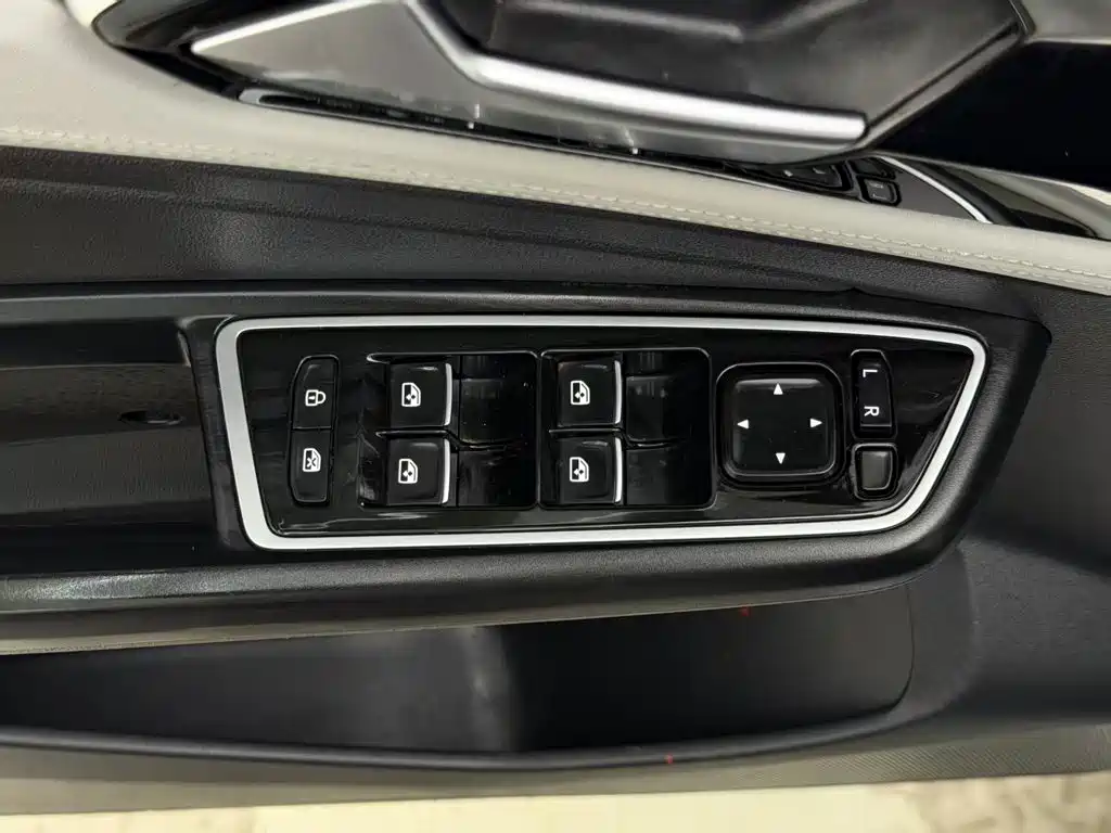 Jetta VS7 — миниатюра 19