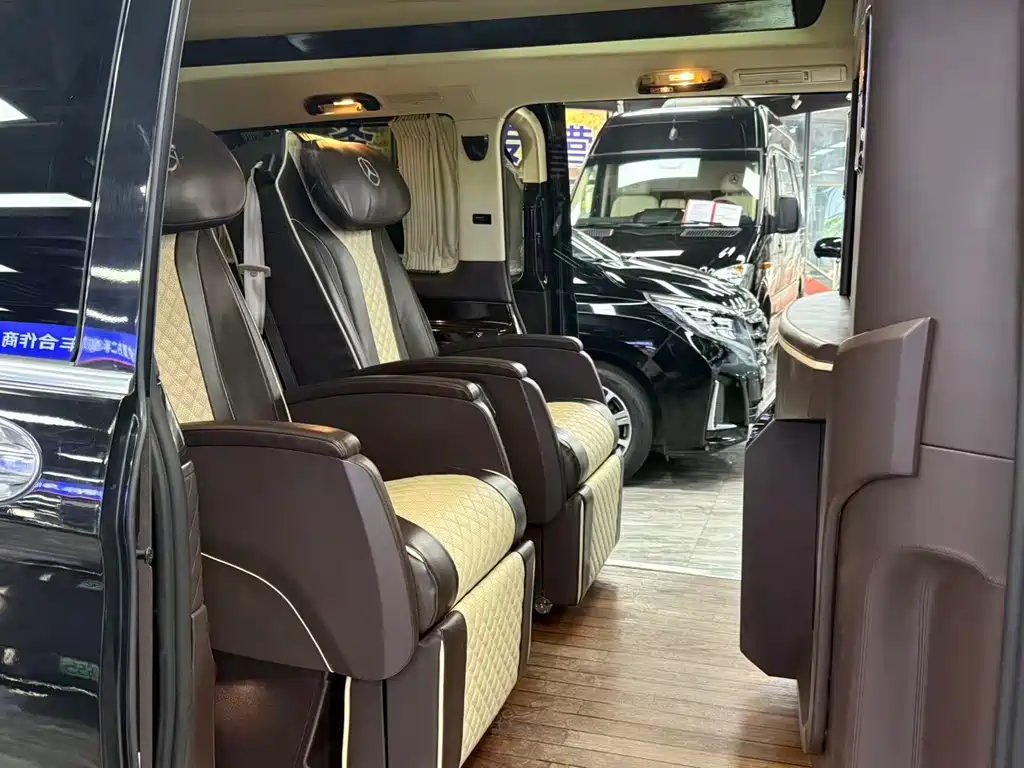 Mercedes-Benz V-Class — миниатюра 5