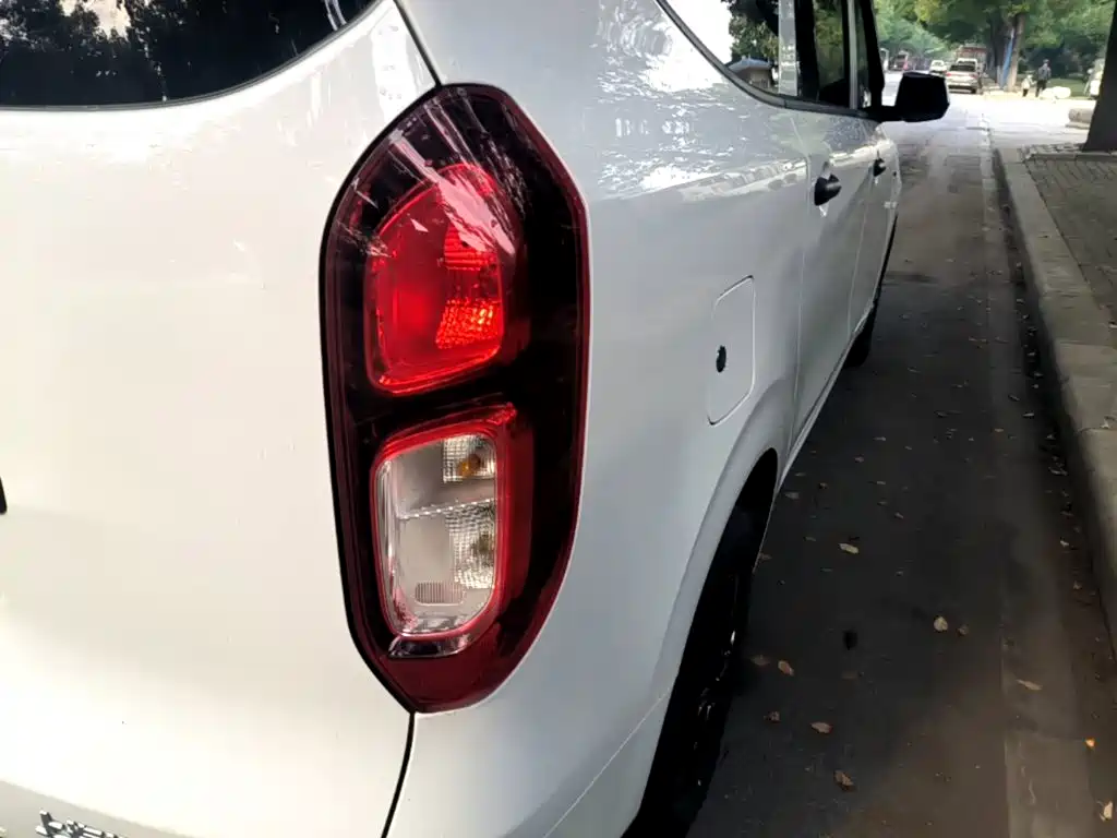 Wuling Hongguang EV — миниатюра 8