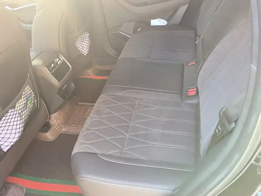 Geely Xingyue L — миниатюра 11