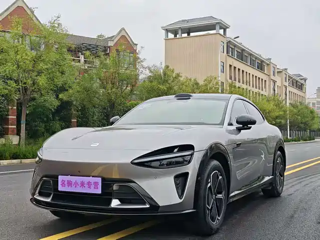 XIAOMI CAR XIAOMI YU7 2025
