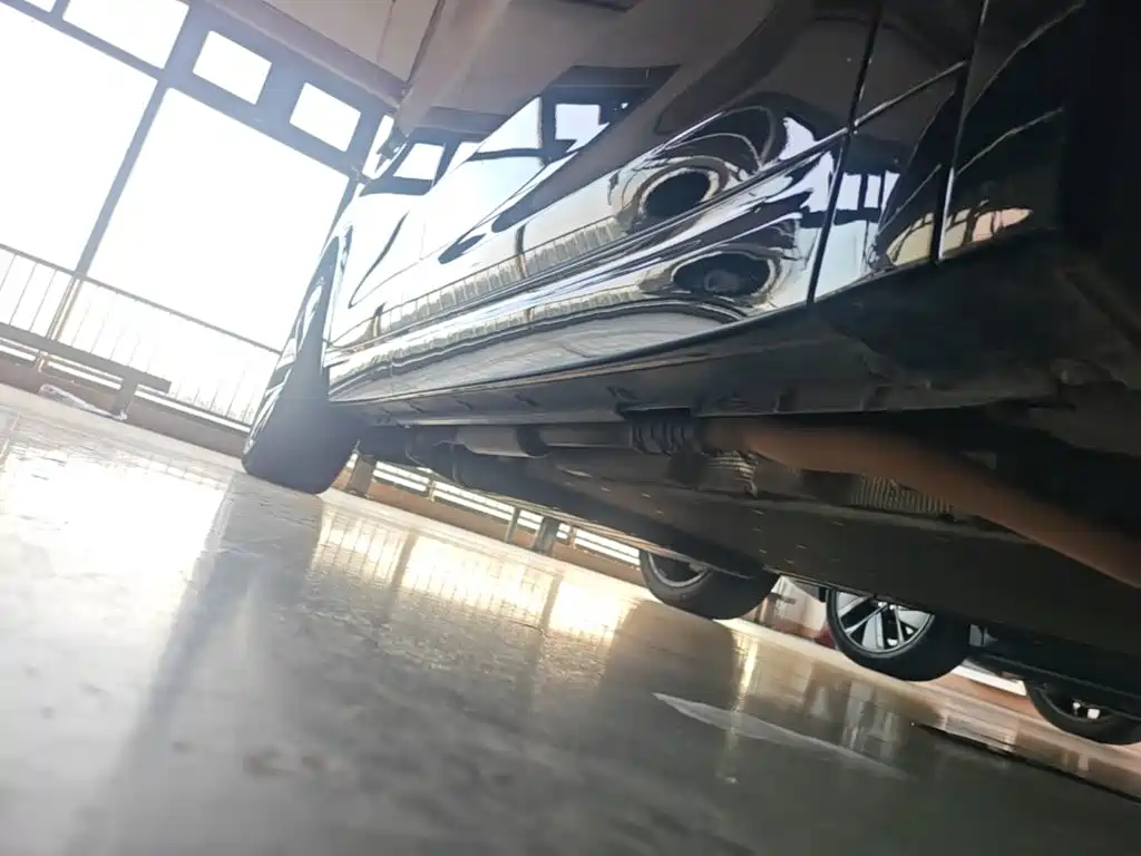 Li Auto Li L7 — миниатюра 21
