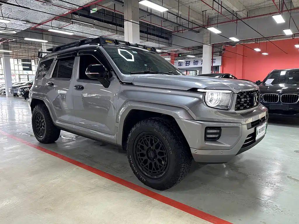 TANK TANK 700 NEW ENERGY