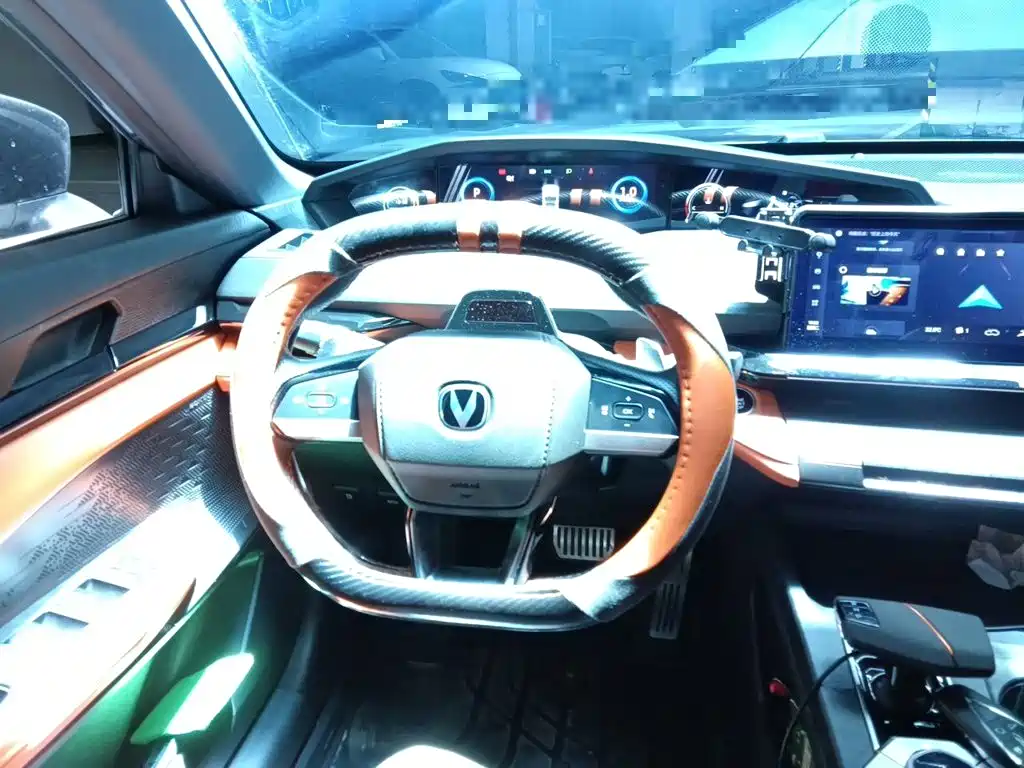 Changan UNI-V — миниатюра 6