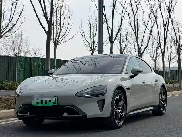 XIAOMI CAR XIAOMI SU7 2025