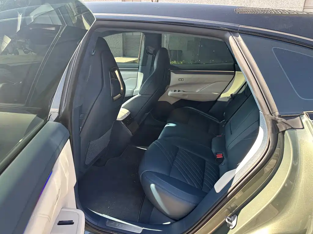 ZEEKR EXTREME KRYPTON 001