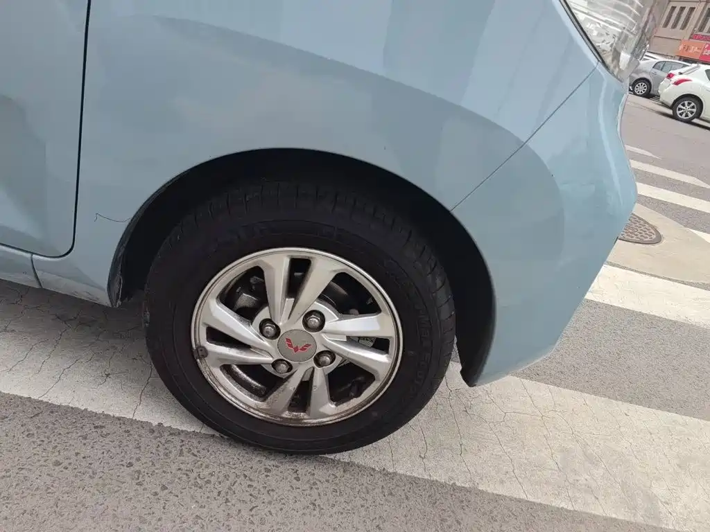 Wuling MINIEV — миниатюра 8