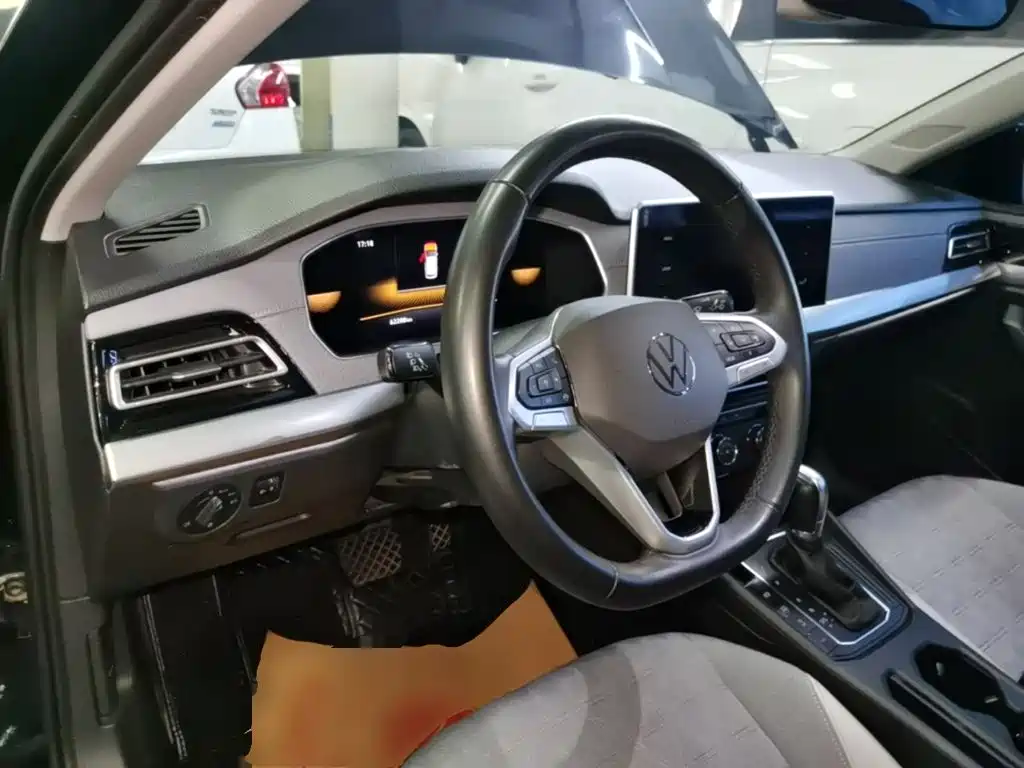Volkswagen Lavida — миниатюра 10