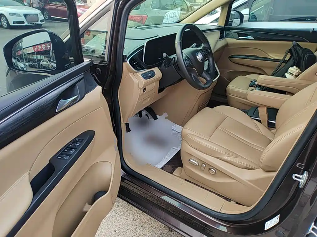 Buick GL8 — миниатюра 16