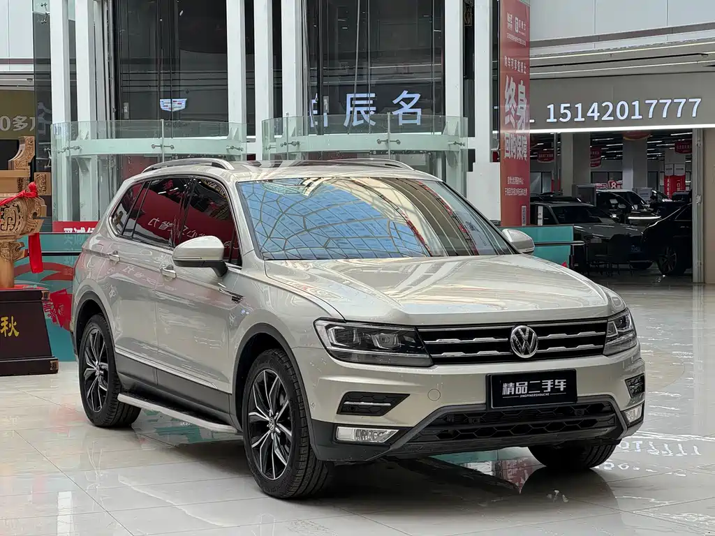 Volkswagen Tiguan L L 2019 330TSI AT Luxury VI