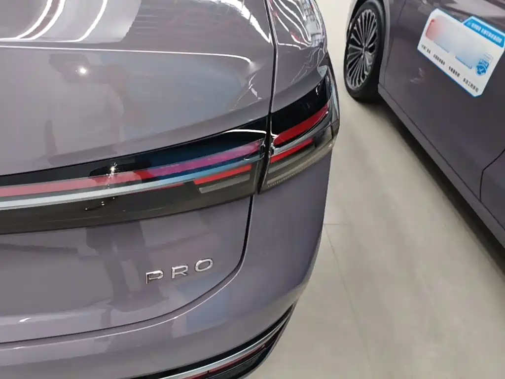 Volkswagen Passat — миниатюра 8