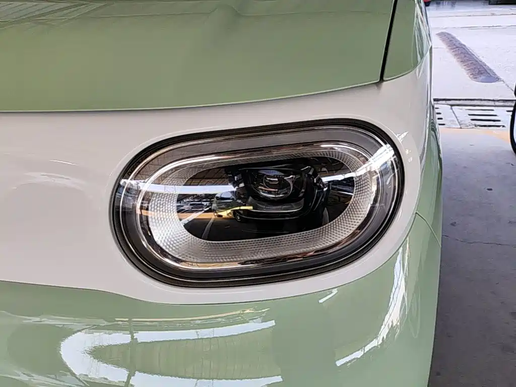 Wuling MINIEV — миниатюра 24