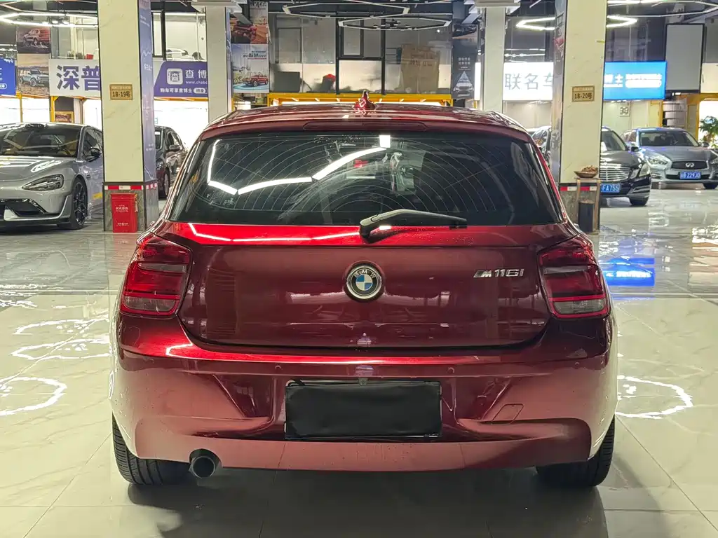 BMW 1 Series (Import) — миниатюра 8