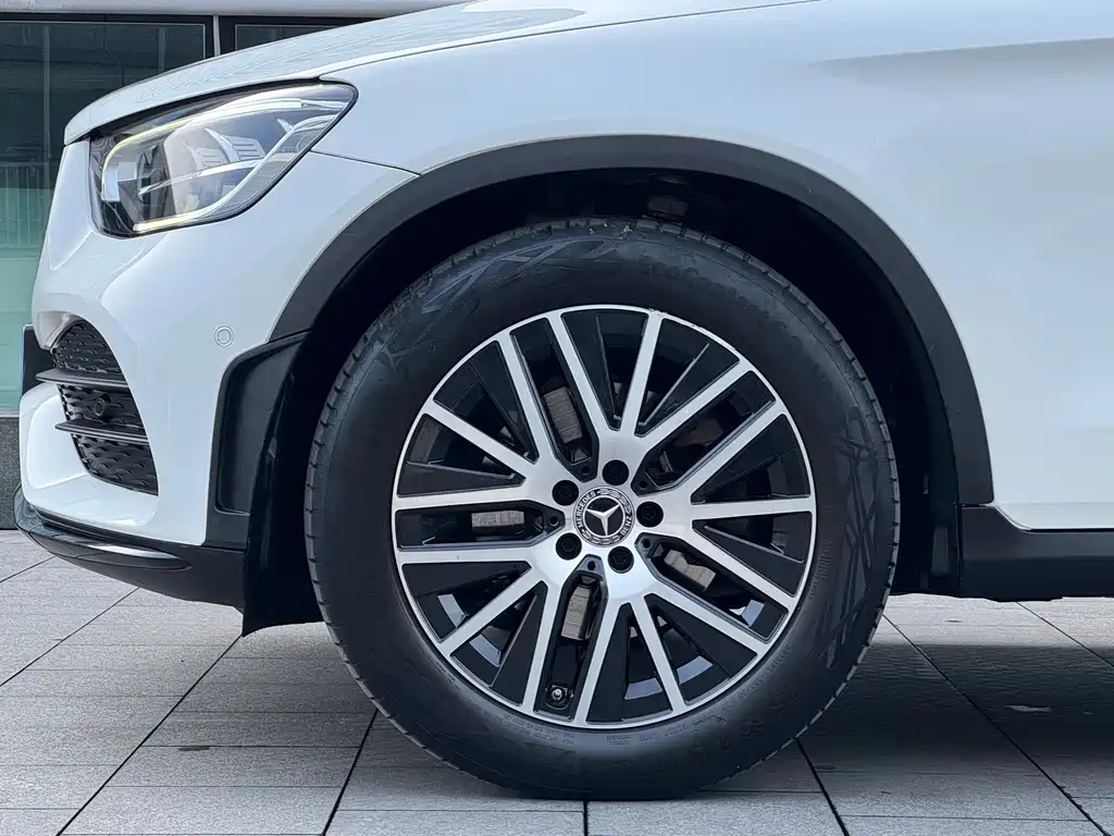 Mercedes-Benz GLC 2023 GLC 260 4MATIC SUV