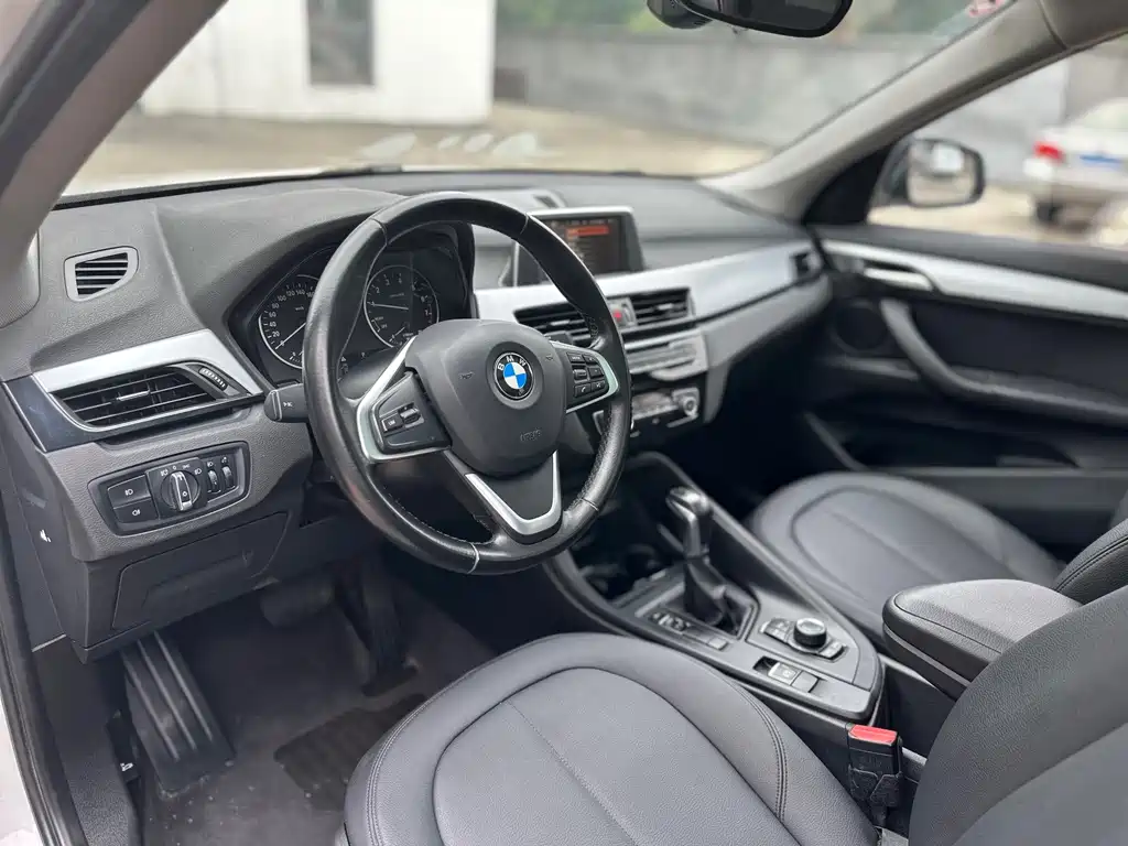 BMW X1 — миниатюра 8