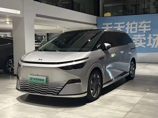 2024 Xpeng X9