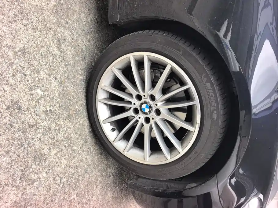 BMW 7 Series — миниатюра 6