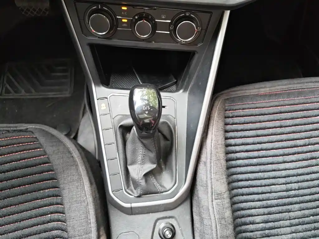 Volkswagen Polo — миниатюра 14
